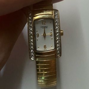 Caravelle Bulova stainless steel woman’s watch (battery needed)